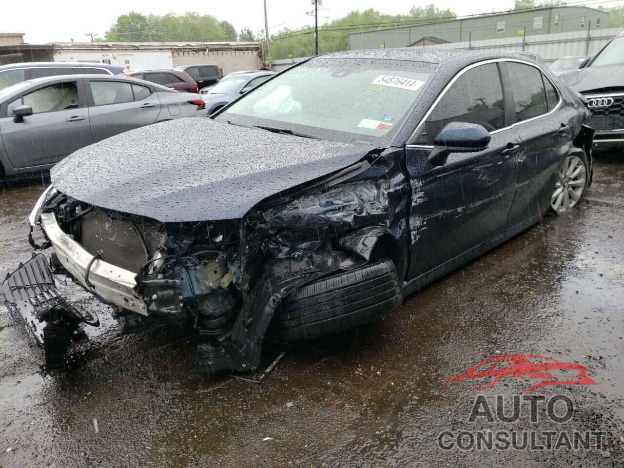 TOYOTA CAMRY 2018 - 4T1B11HK3JU657575