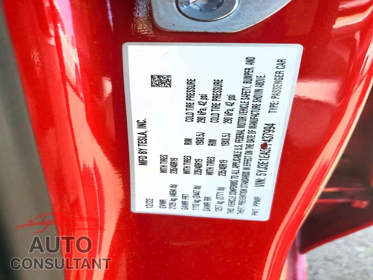 TESLA MODEL 3 2023 - 5YJ3E1EA5PF437994