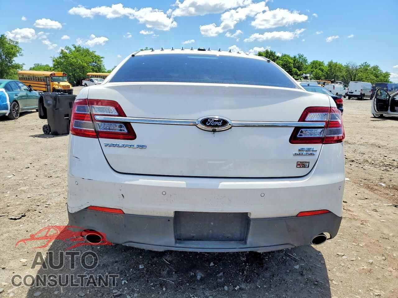 FORD TAURUS 2015 - 1FAHP2E87FG113653