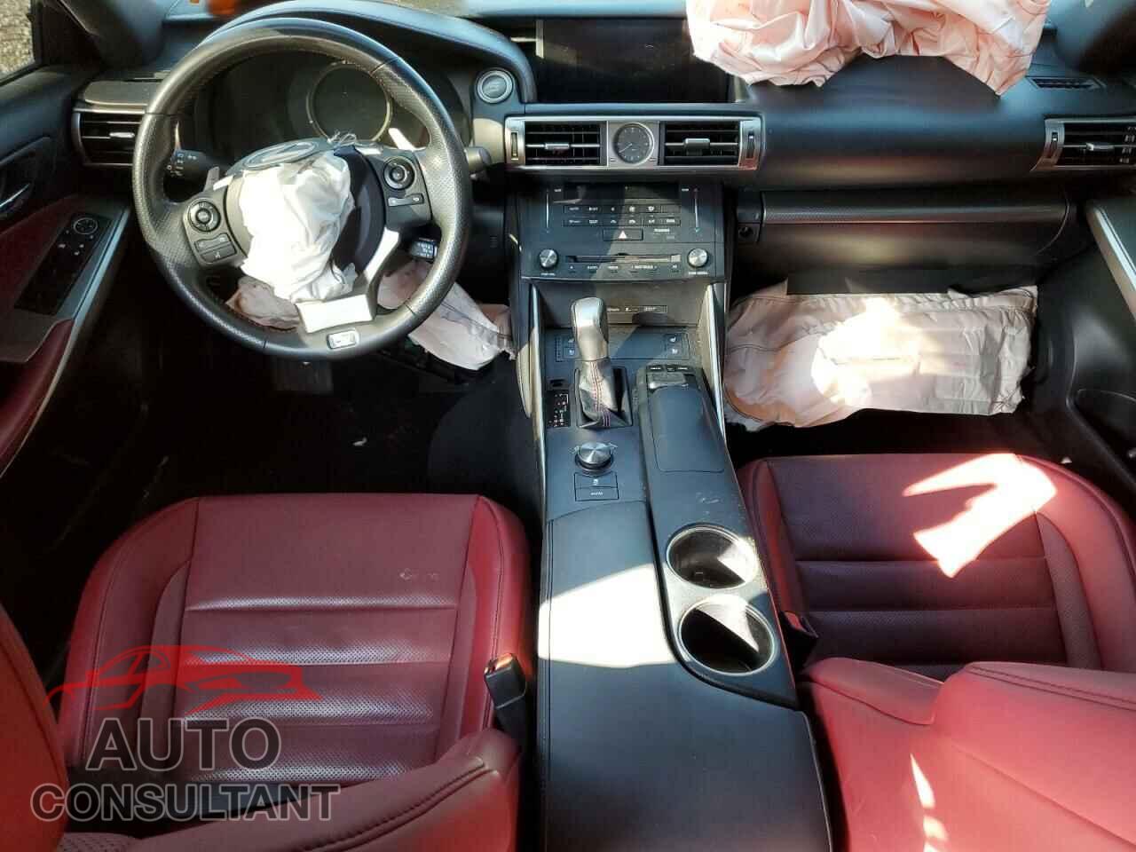 LEXUS IS 2015 - JTHCE1D24F5006295