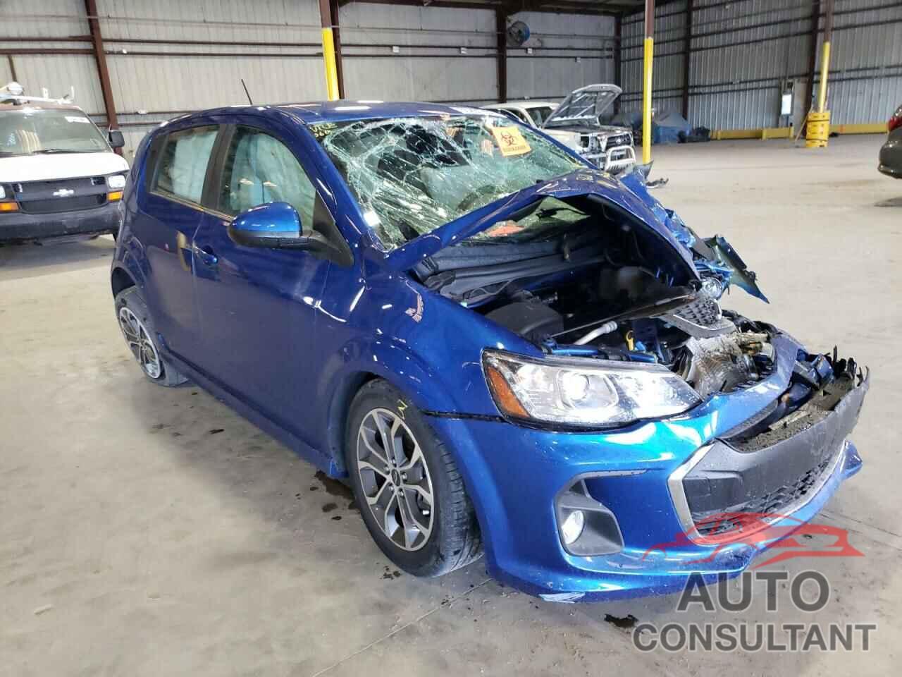 CHEVROLET SONIC 2018 - 1G1JD6SH0J4102108