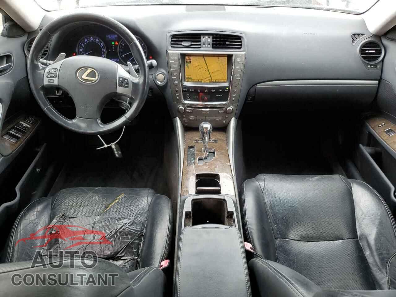 LEXUS IS 2011 - JTHBF5C23B5138637