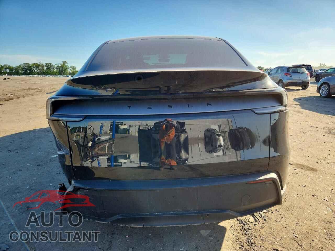 TESLA MODEL Y 2026 - 7SAYGDEDXTF462267