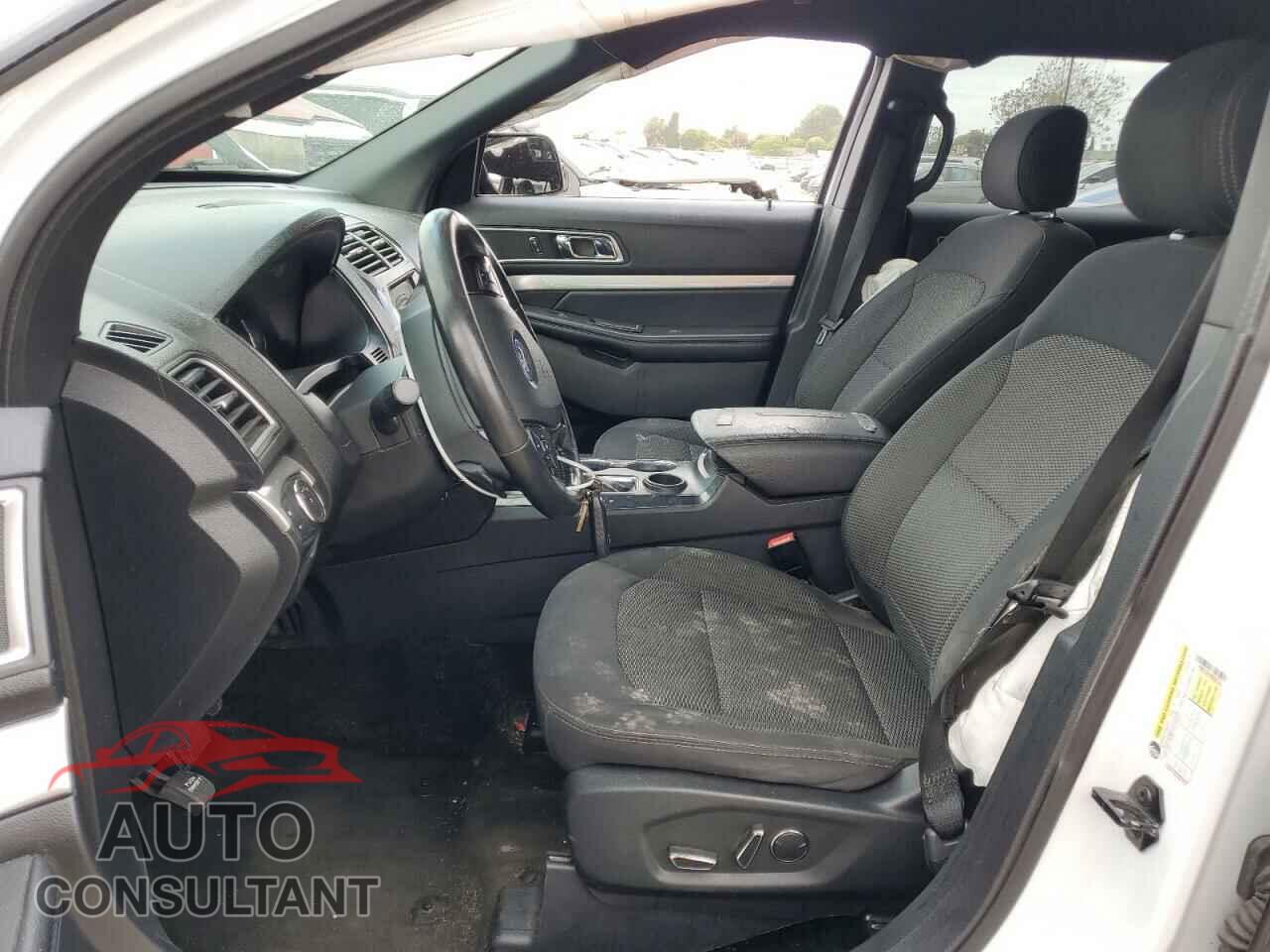 FORD EXPLORER 2017 - 1FM5K7D81HGC05723