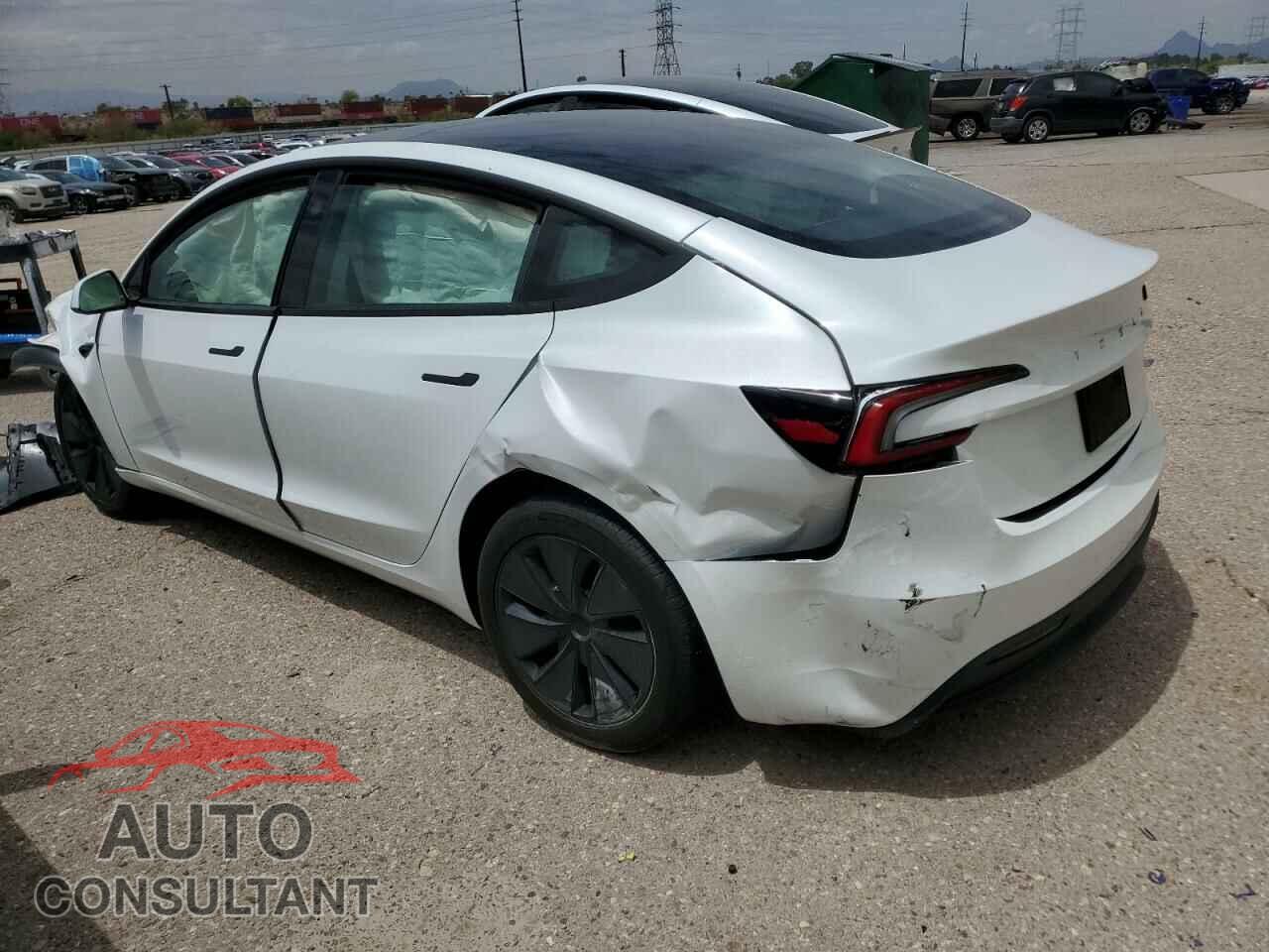 TESLA MODEL 3 2024 - 5YJ3E1EA9RF815933