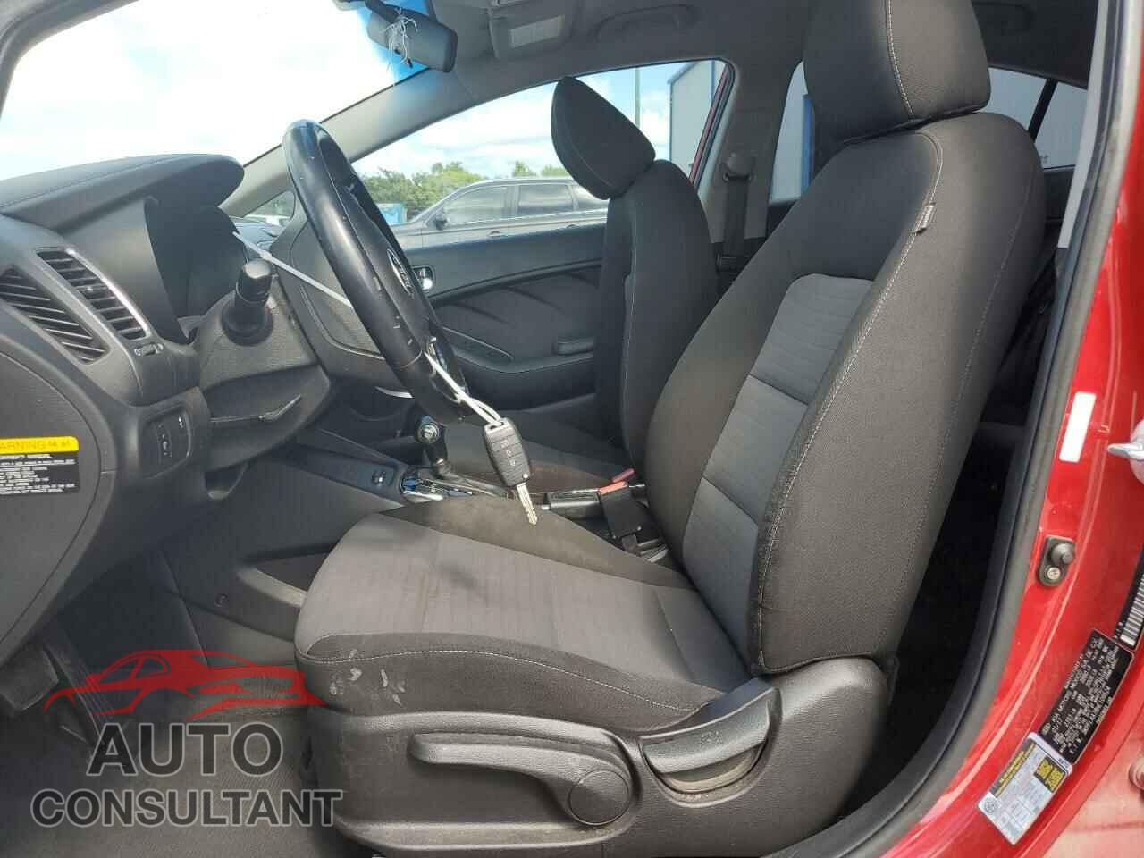KIA FORTE 2017 - 3KPFL4A78HE109524