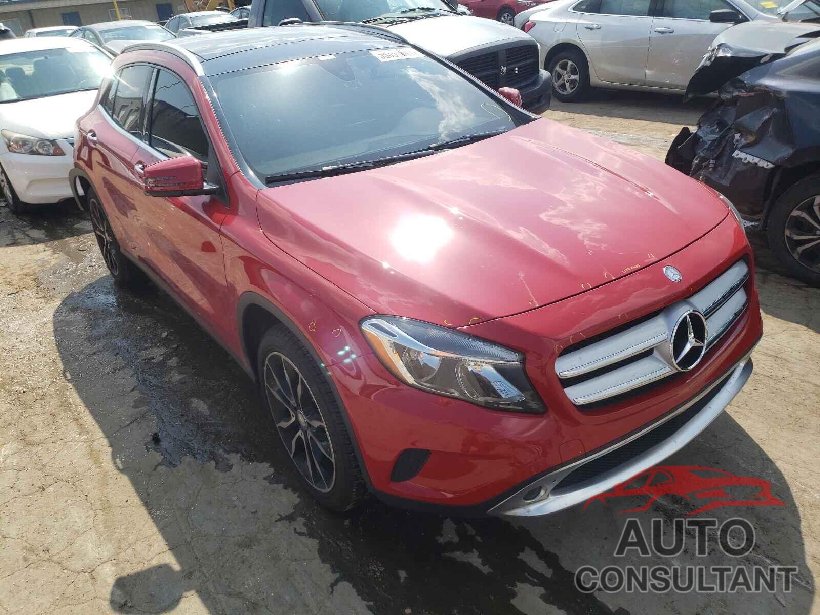 MERCEDES-BENZ GLA-CLASS 2017 - WDCTG4EB8HJ332357