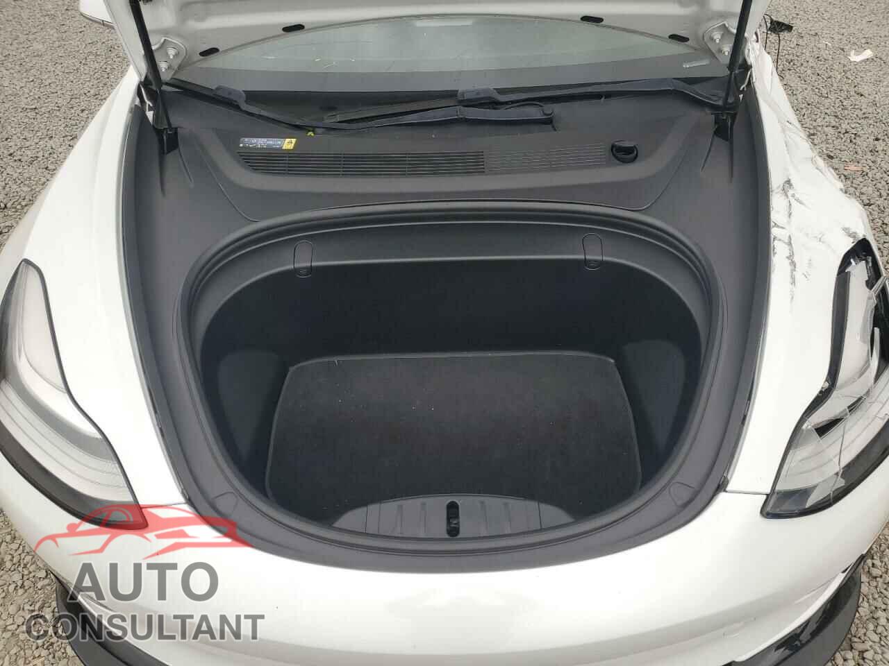 TESLA MODEL 3 2018 - 5YJ3E1EA8JF044465