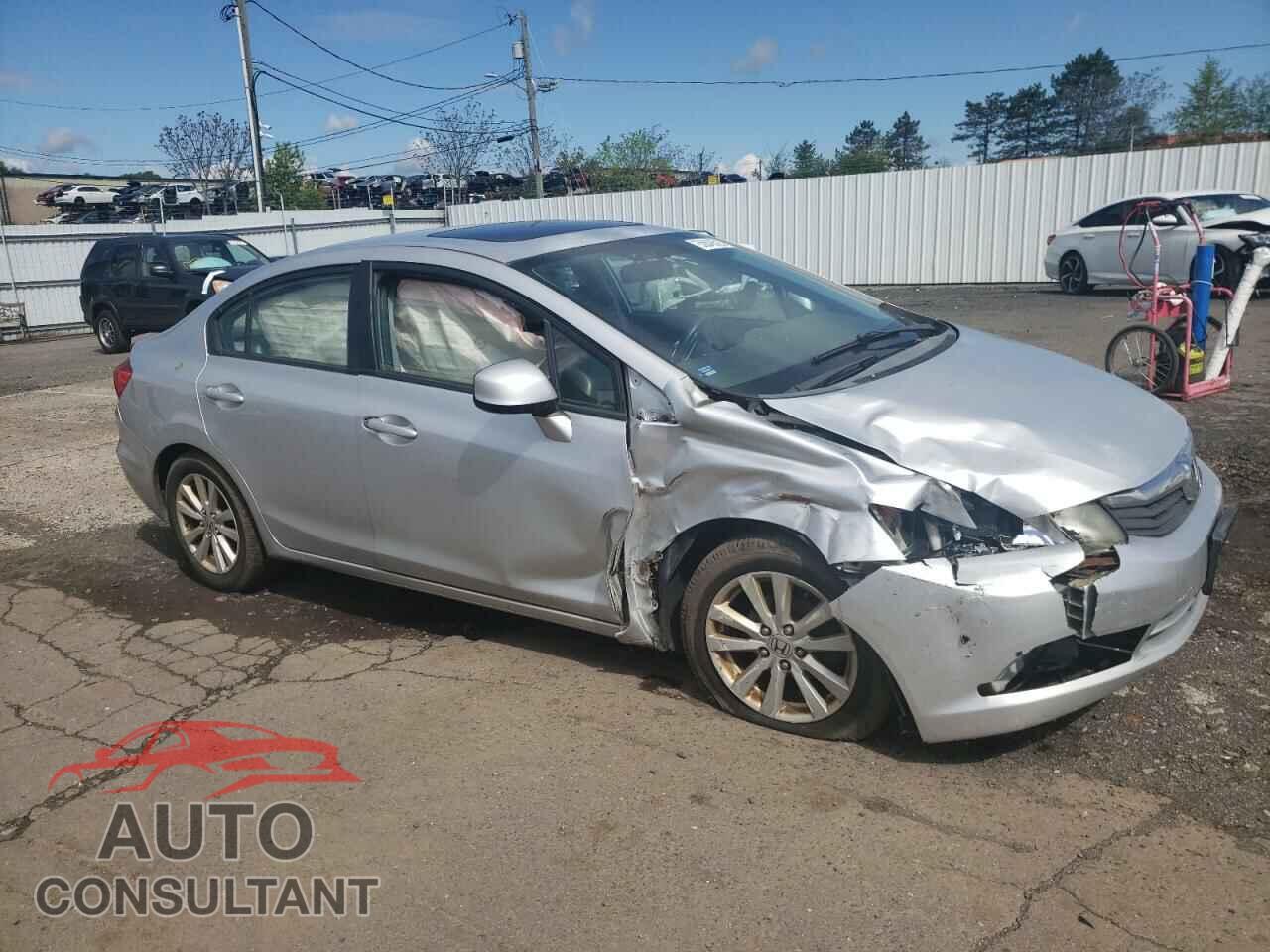 HONDA CIVIC 2012 - 2HGFB2F81CH308874