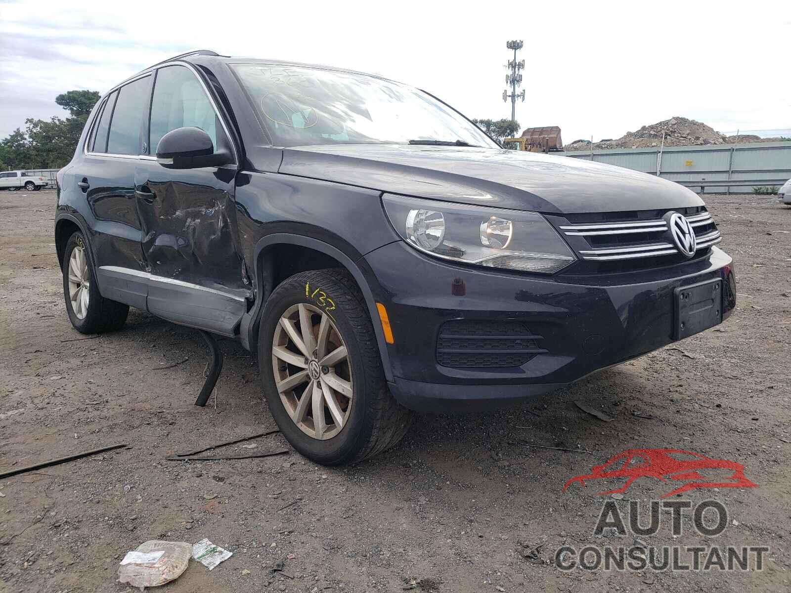 VOLKSWAGEN TIGUAN 2017 - WVGSV7AXXHK031024