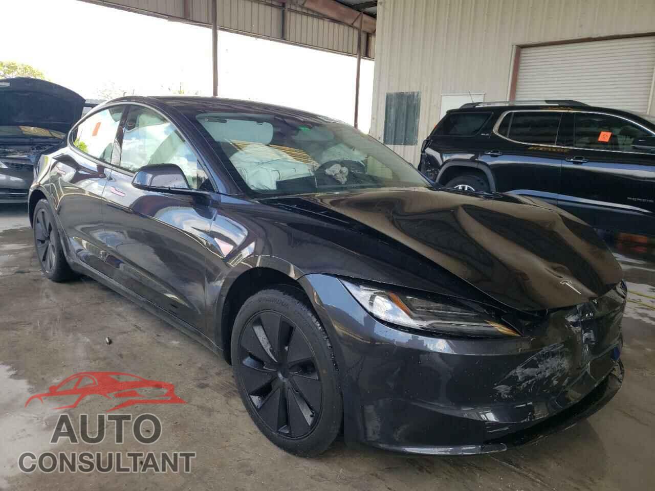 TESLA MODEL 3 2024 - 5YJ3E1EA7RF731254