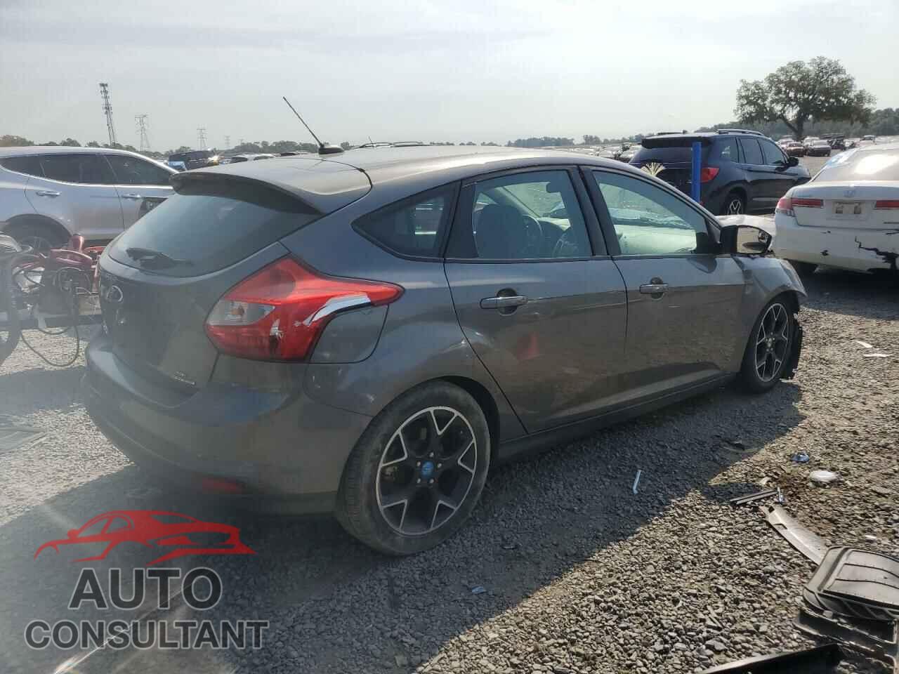 FORD FOCUS 2012 - 1FAHP3K28CL413193