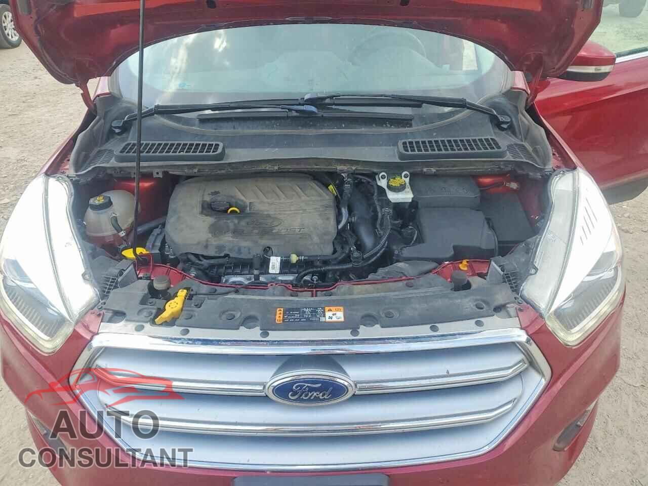 FORD ESCAPE 2017 - 1FMCU0JD8HUE72787