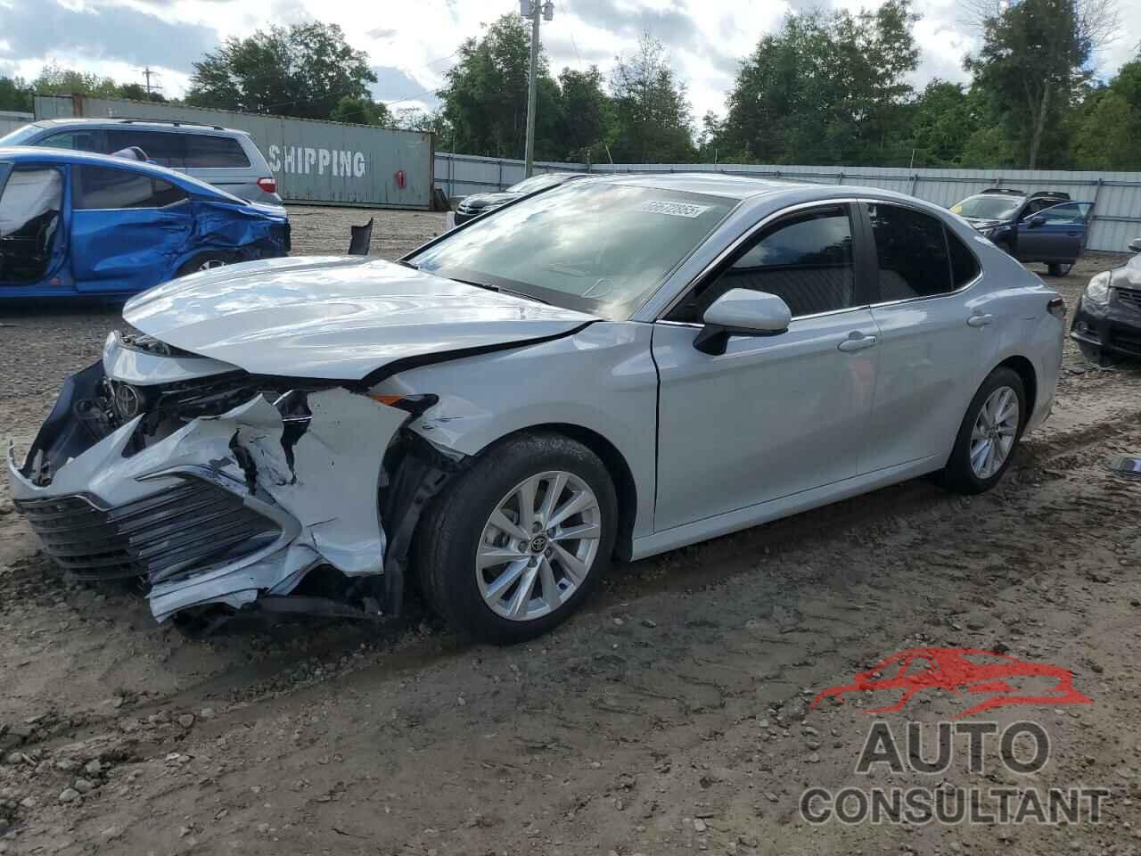 TOYOTA CAMRY 2022 - 4T1C11AKXNU045085
