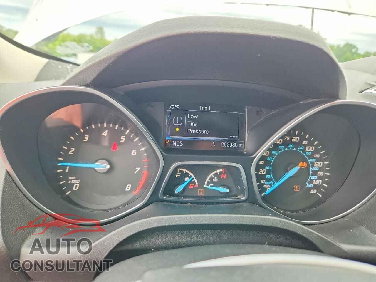 FORD ESCAPE 2013 - 1FMCU0J92DUC14352