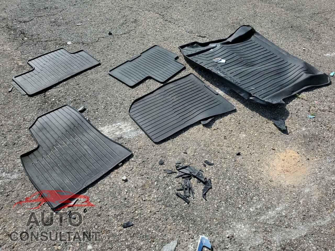 TESLA MODEL 3 2021 - 5YJ3E1EA1MF045896