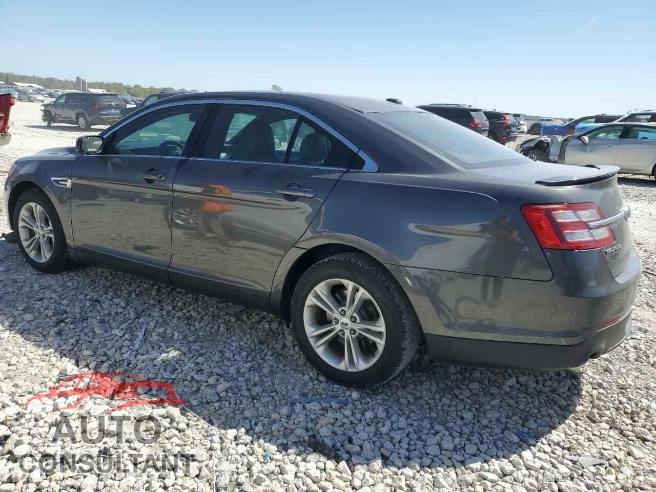 FORD TAURUS 2017 - 1FAHP2E85HG130308