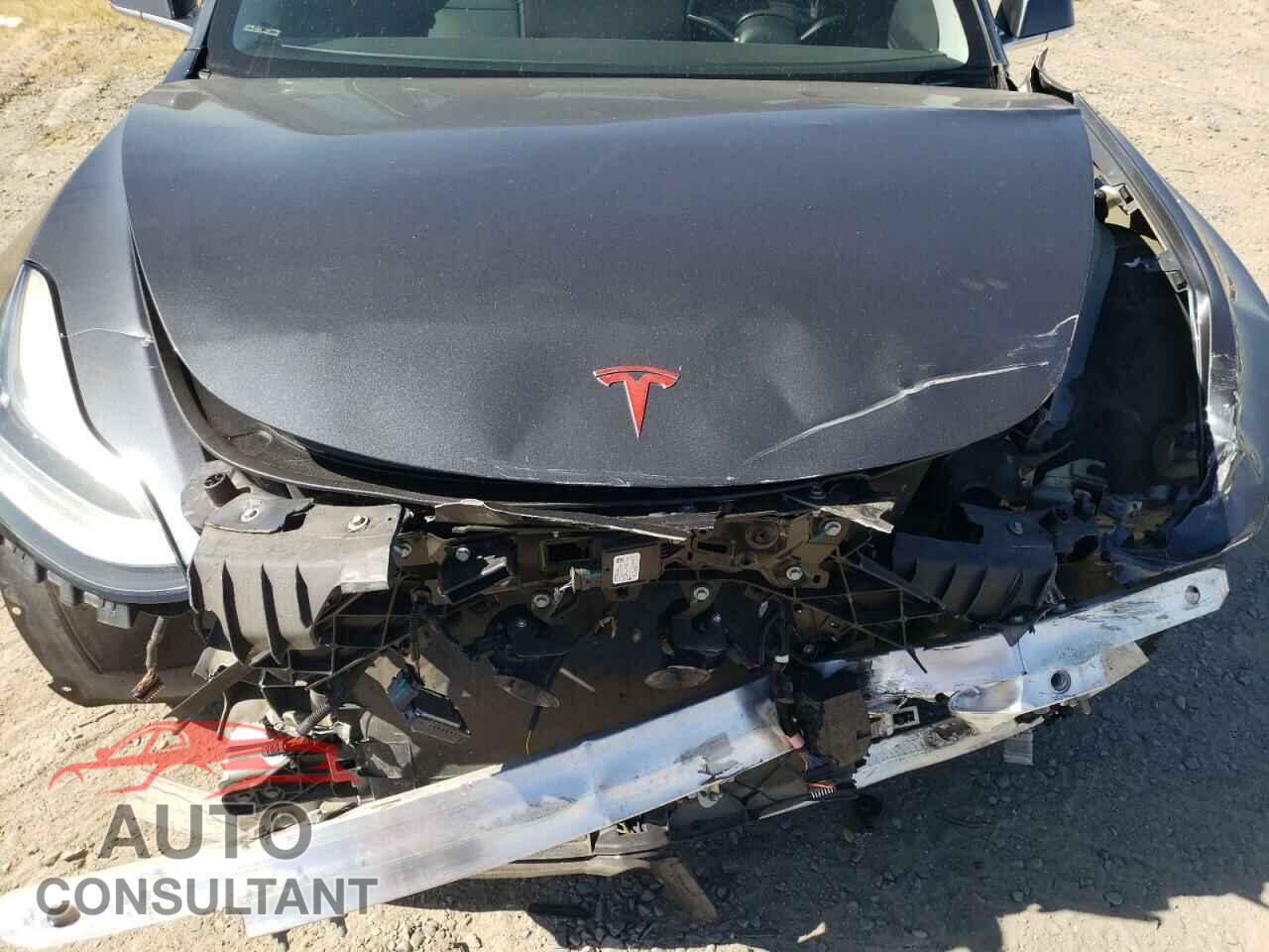 TESLA MODEL 3 2017 - 5YJ3E1EA2HF000892