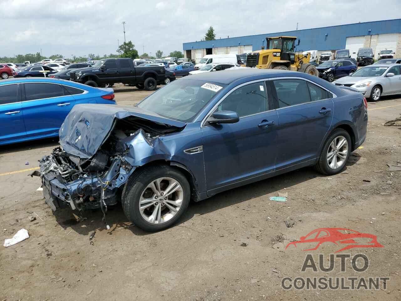 FORD TAURUS 2018 - 1FAHP2E87JG107148