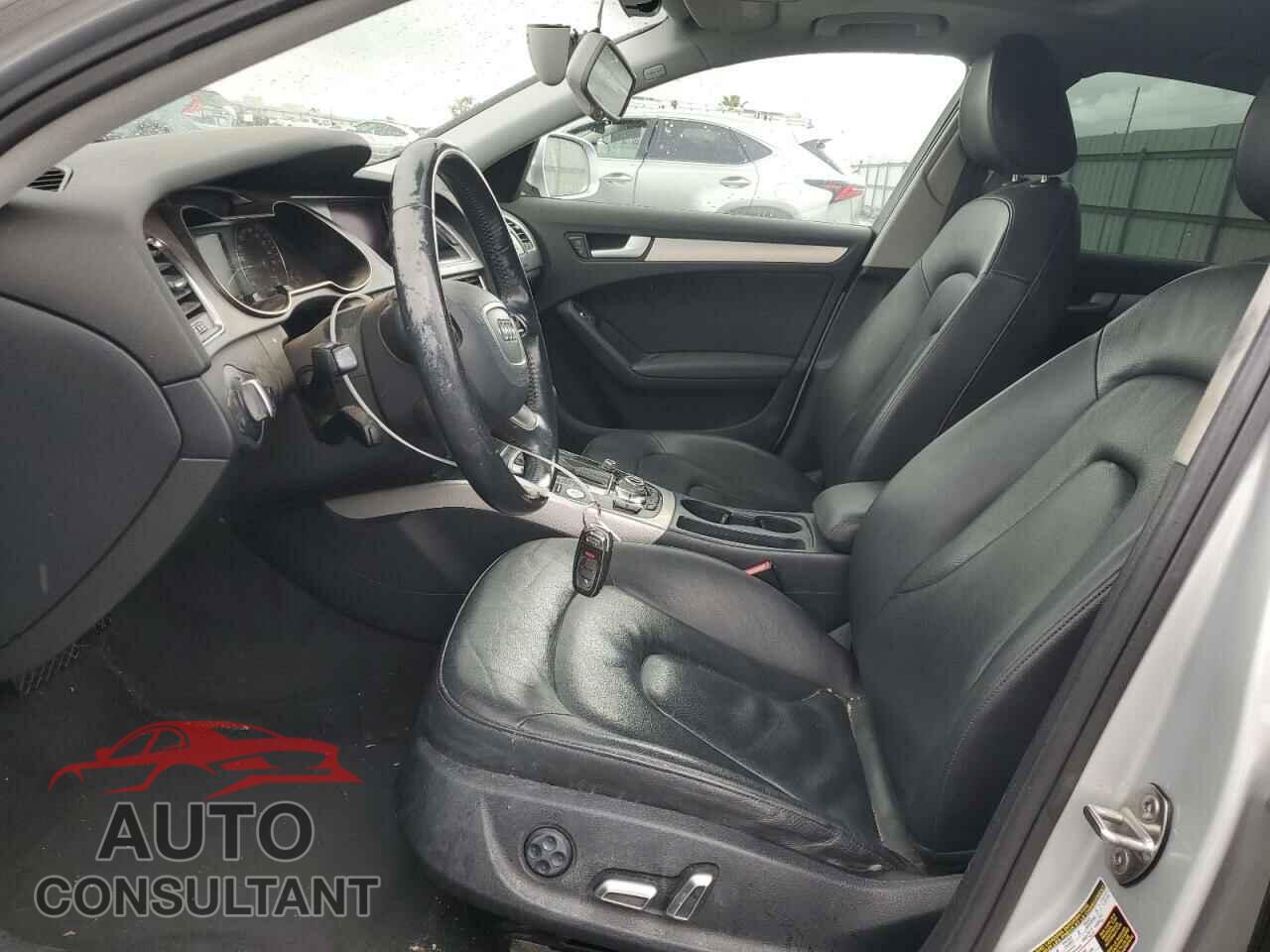 AUDI A4 2013 - WAUFFAFL9DN035559