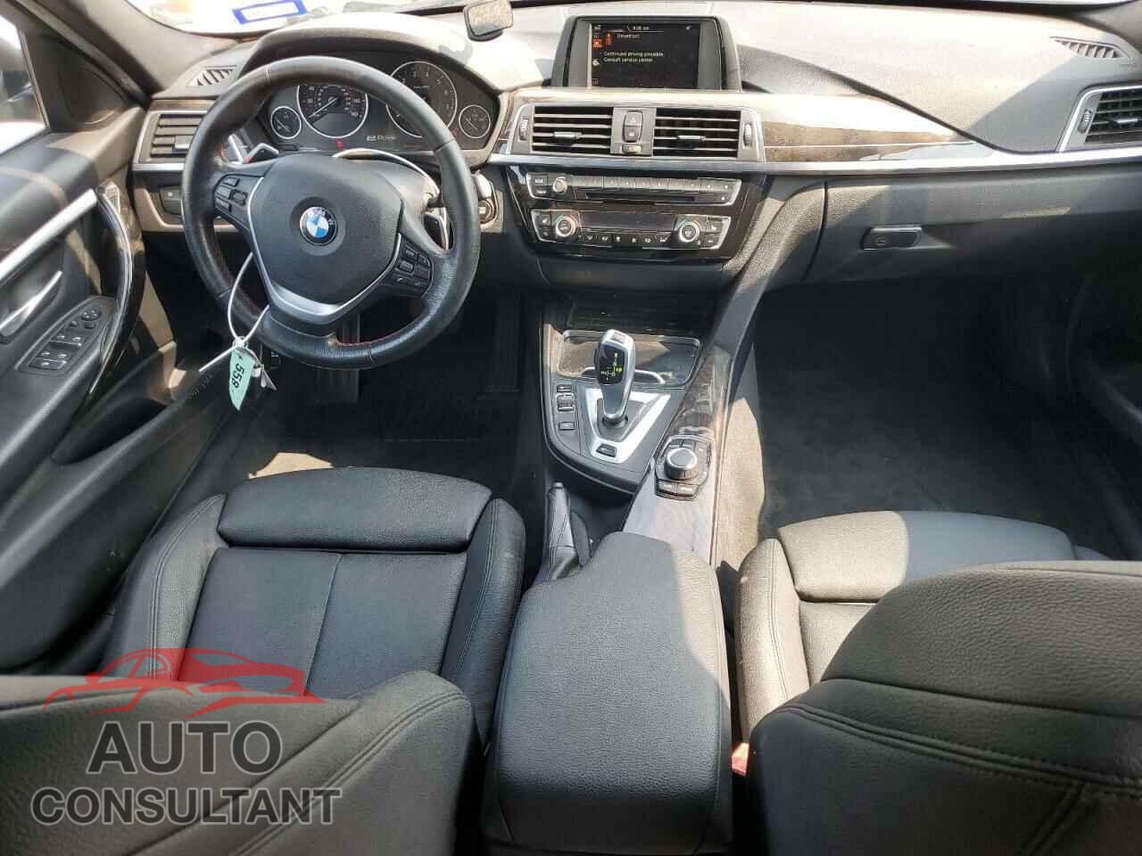 BMW 3 SERIES 2017 - WBA8E1C39HA158775