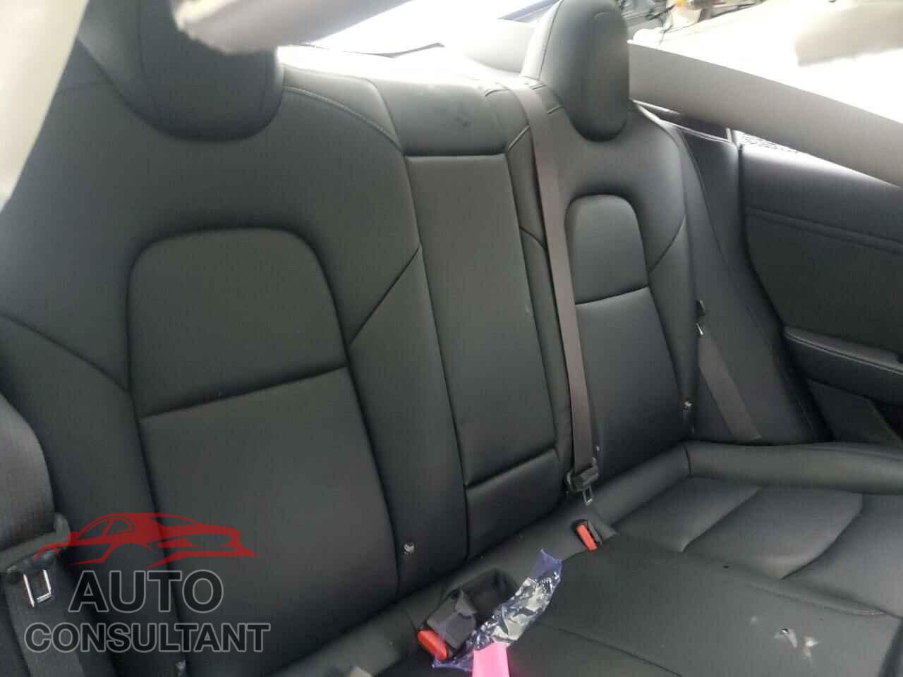 TESLA MODEL 3 2018 - 5YJ3E1EA7JF026801