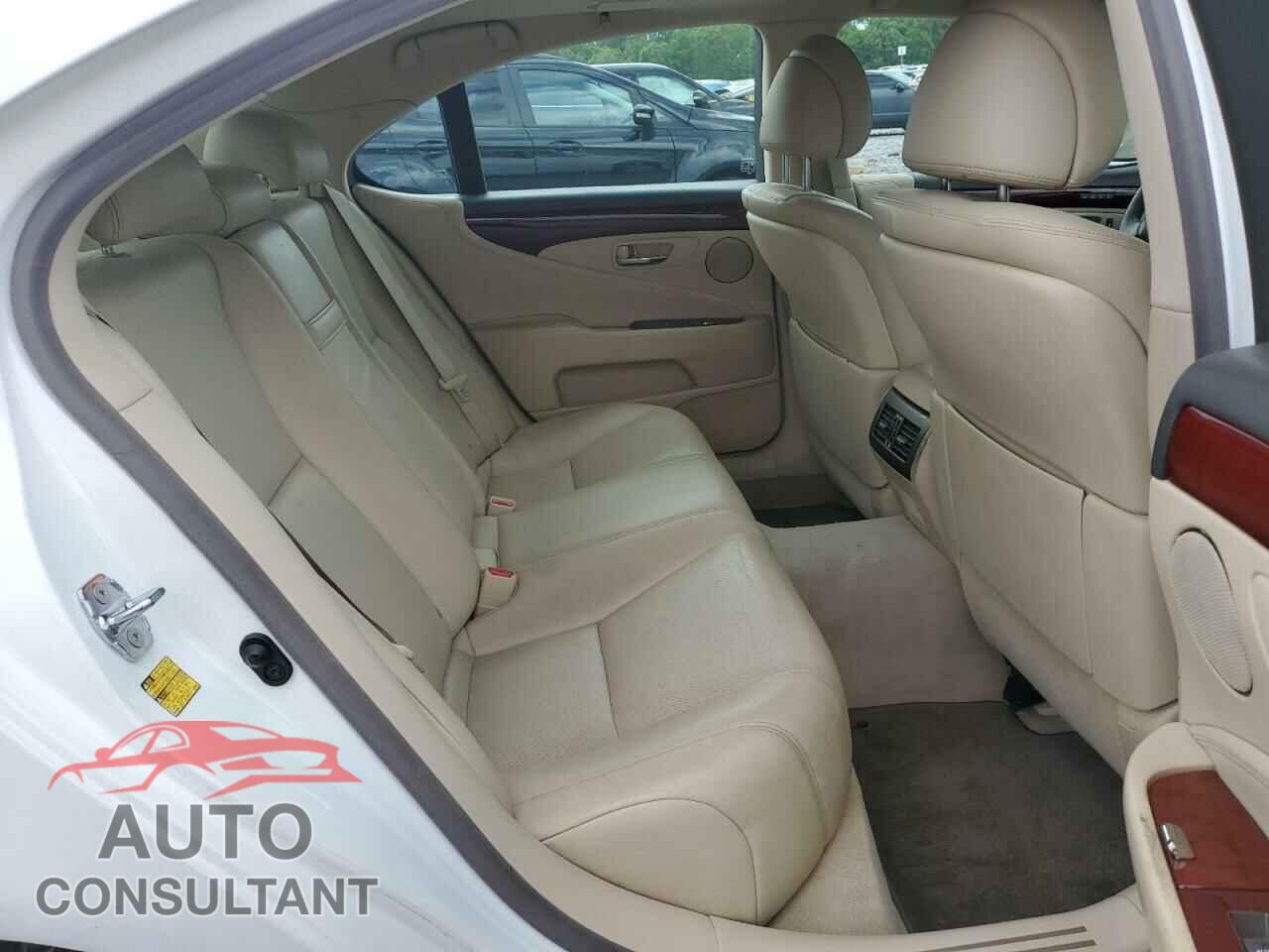 LEXUS LS460 2011 - JTHBL5EFXB5105949