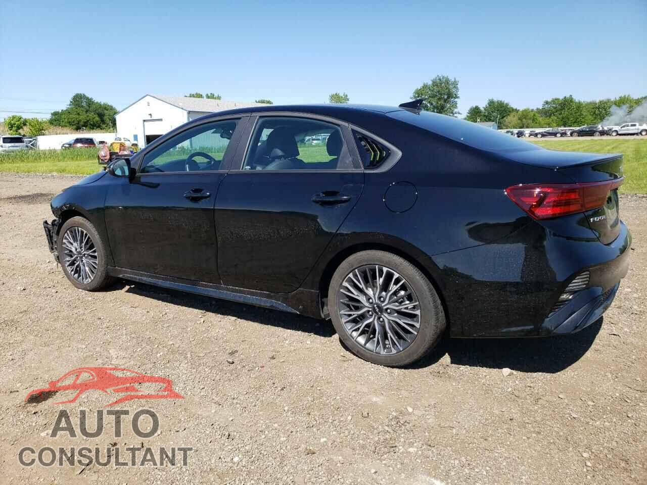 KIA FORTE 2023 - 3KPF54AD5PE666342