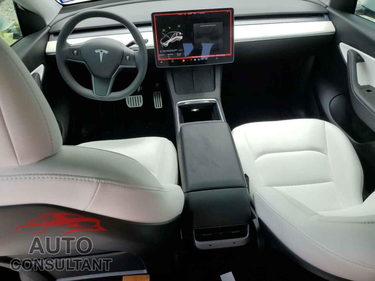TESLA MODEL Y 2022 - 7SAYGDEF8NF389484