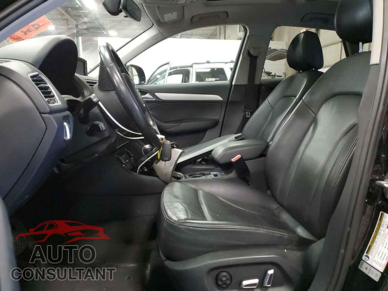 AUDI Q3 2017 - WA1ECCFS5HR012976