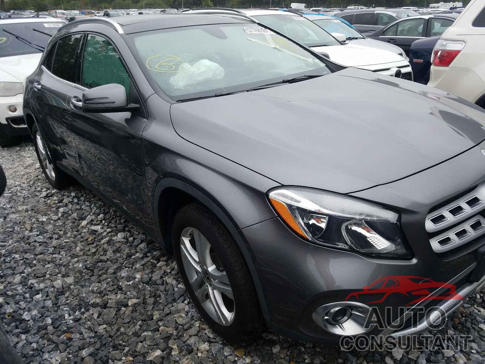 MERCEDES-BENZ GLA-CLASS 2018 - WDCTG4GB3JJ460444