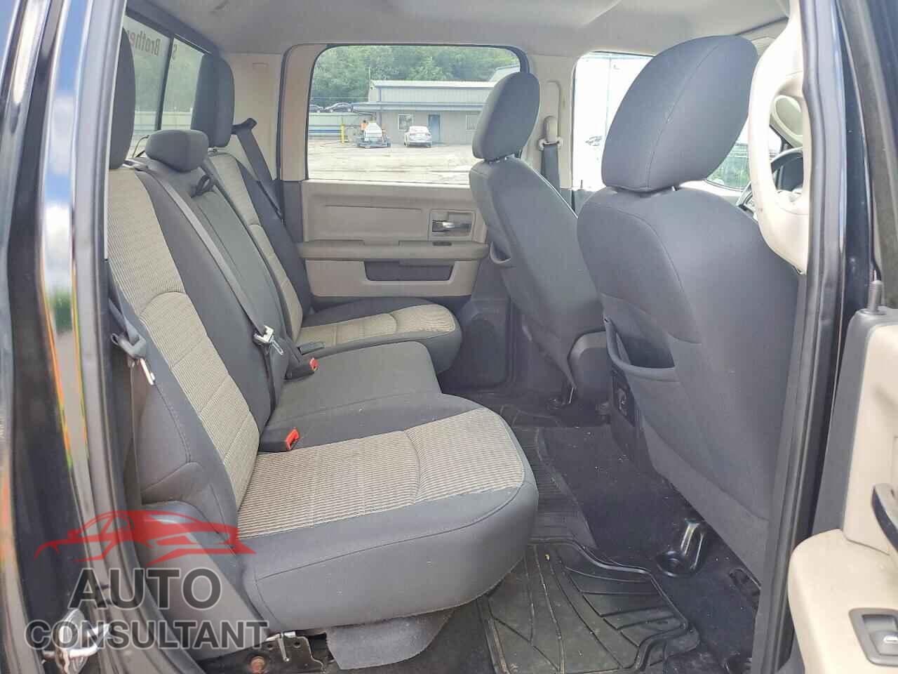 DODGE RAM 1500 2012 - 1C6RD7LT3CS171710