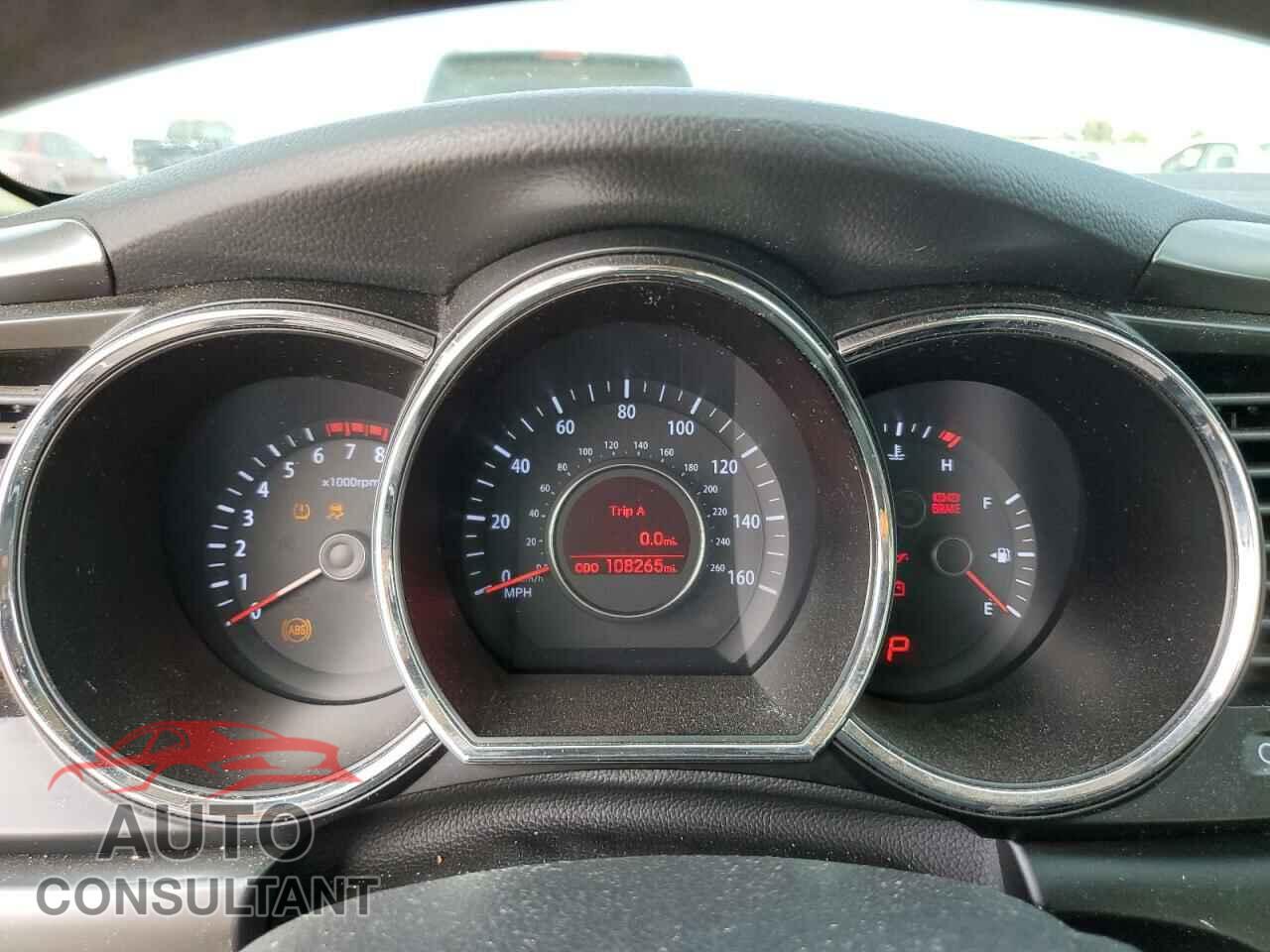 KIA OPTIMA 2011 - KNAGM4A72B5144318