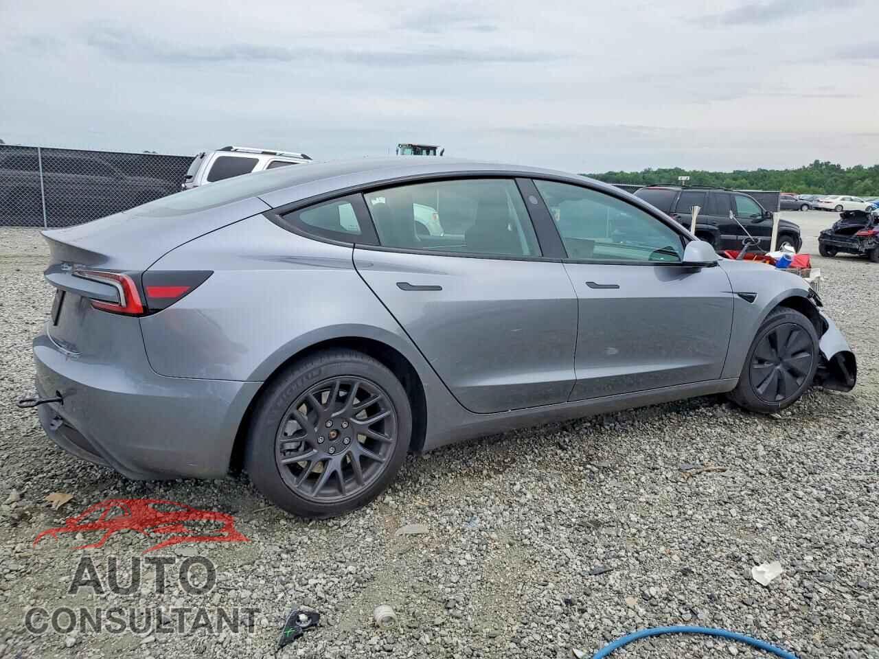 TESLA MODEL 3 2025 - 5YJ3E1EA0SF066574