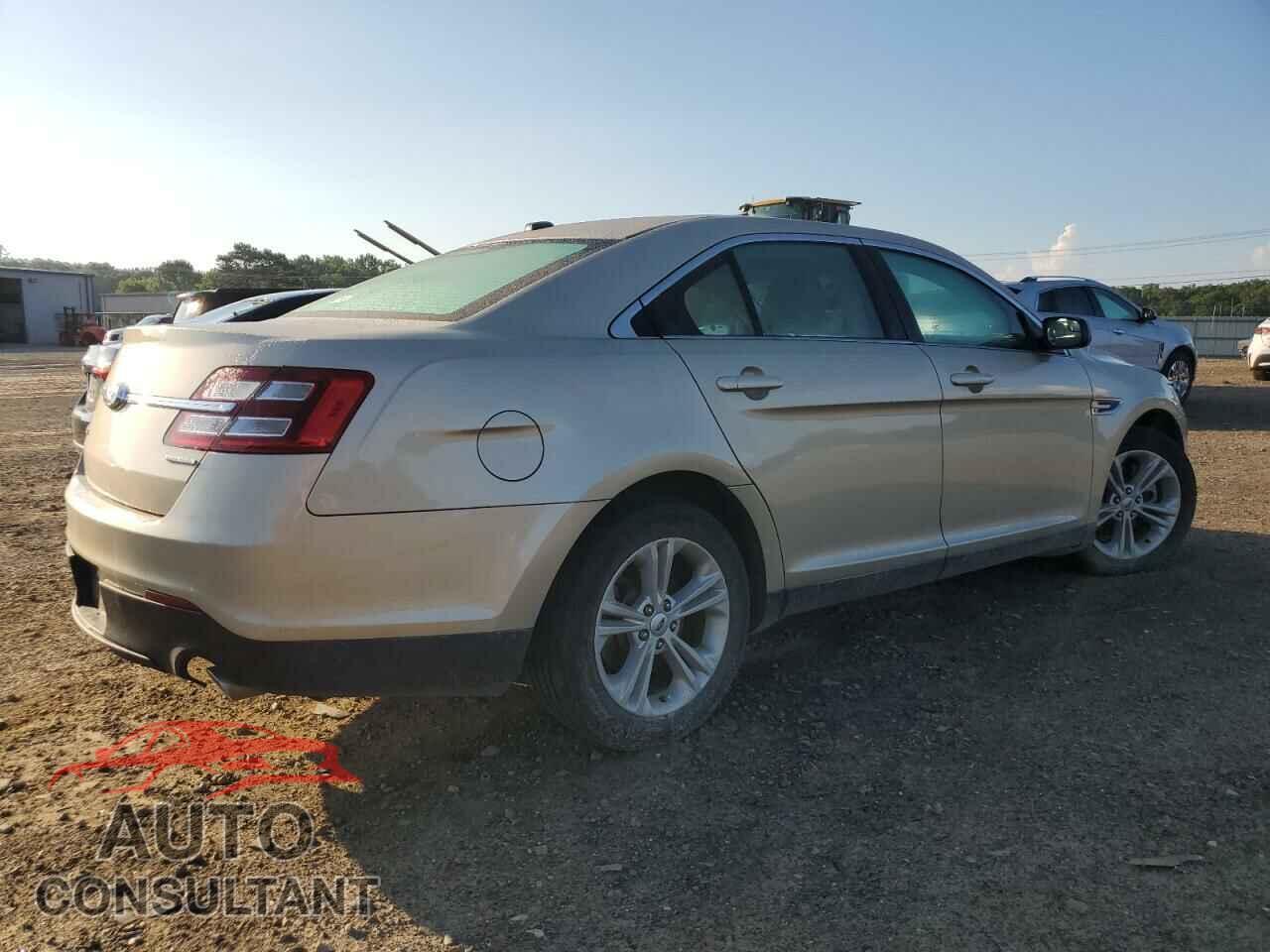 FORD TAURUS 2018 - 1FAHP2D89JG122879