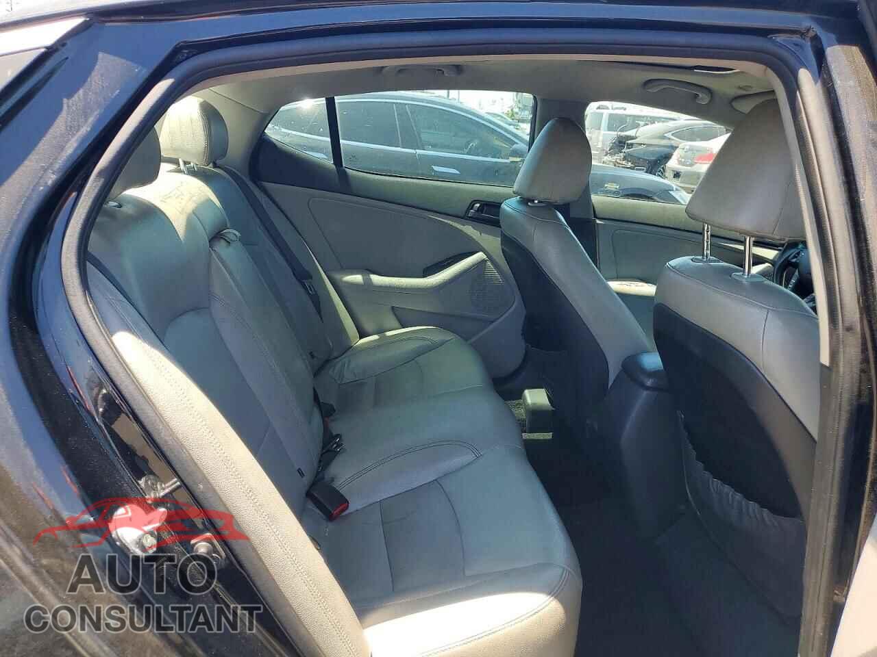 KIA OPTIMA 2012 - 5XXGM4A79CG062845