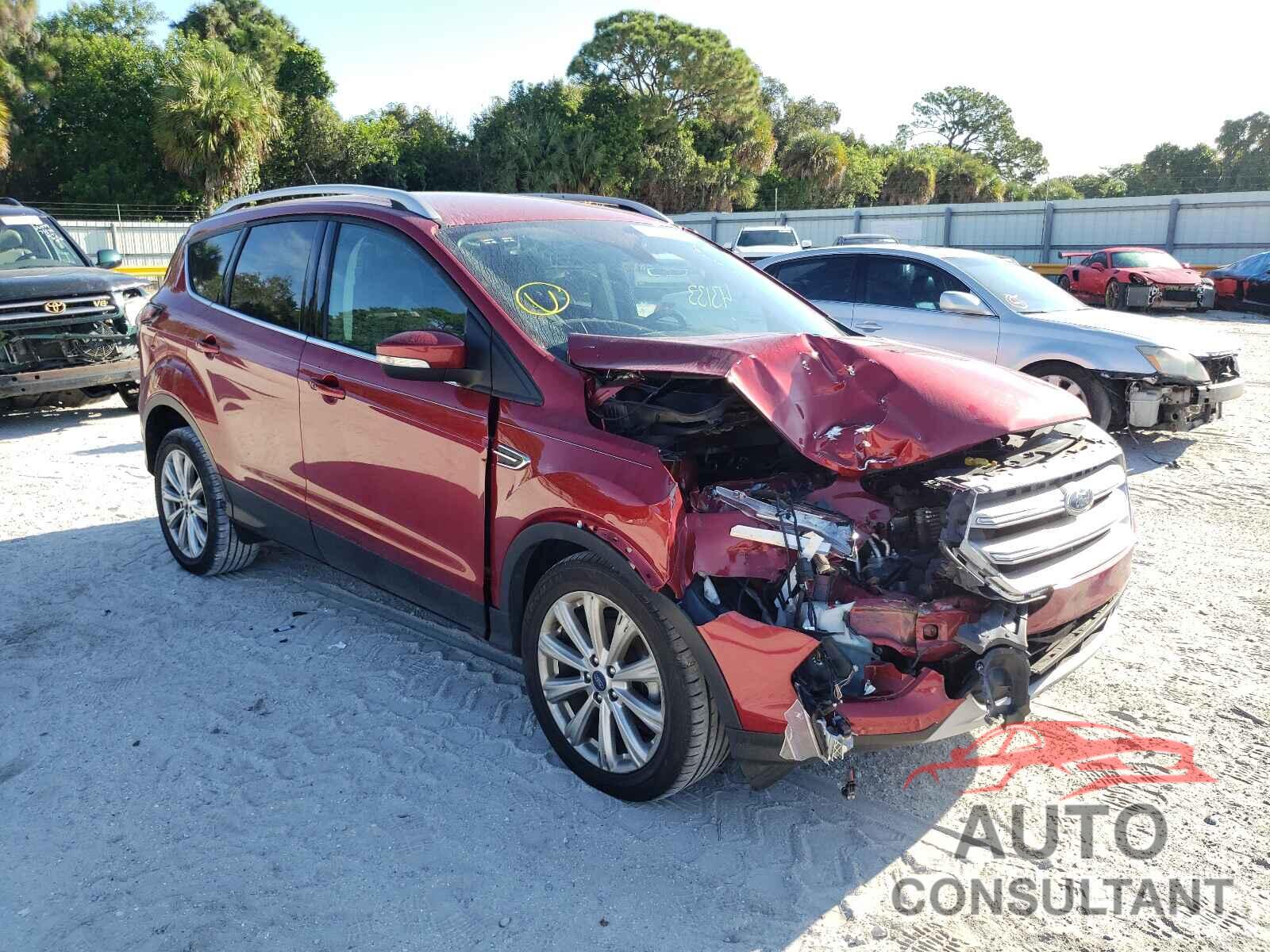 FORD ESCAPE 2017 - 1FMCU0JD4HUE33677