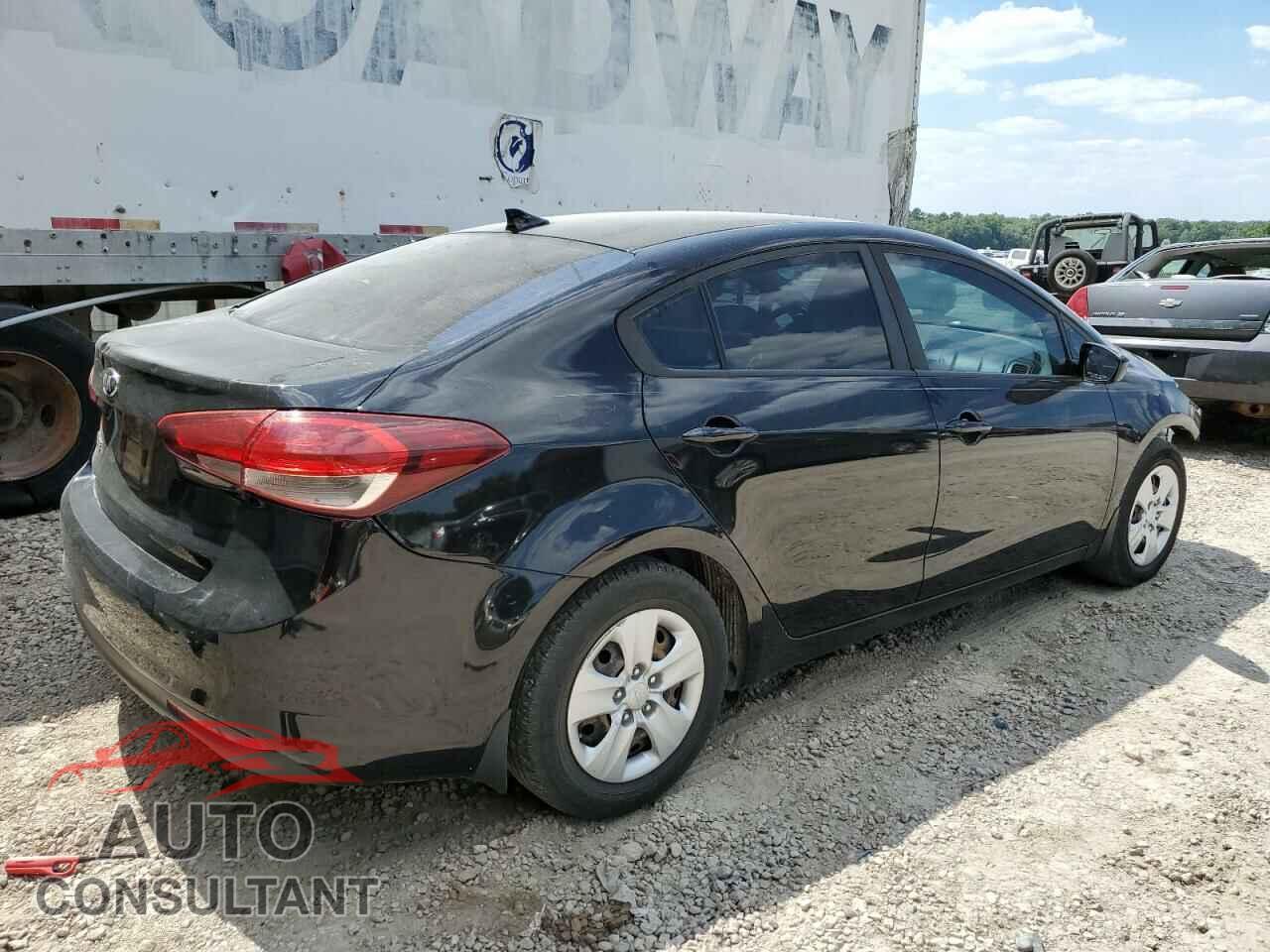 KIA FORTE 2017 - 3KPFK4A74HE112570
