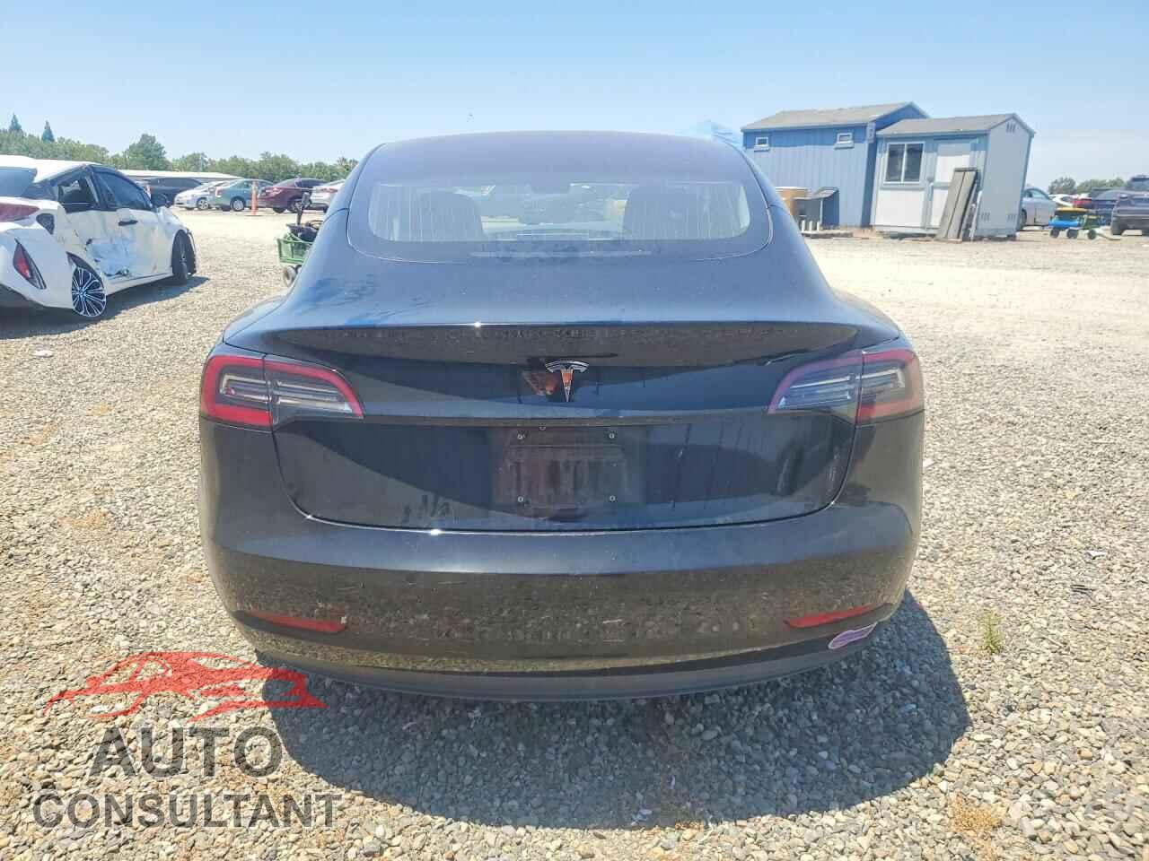 TESLA MODEL 3 2018 - 5YJ3E1EA8JF166064