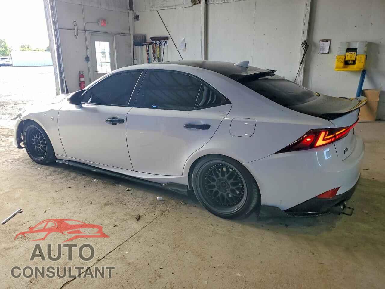 LEXUS IS 2015 - JTHCF1D2XF5028590