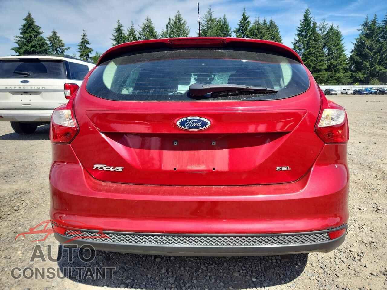 FORD FOCUS 2012 - 1FAHP3M24CL236784