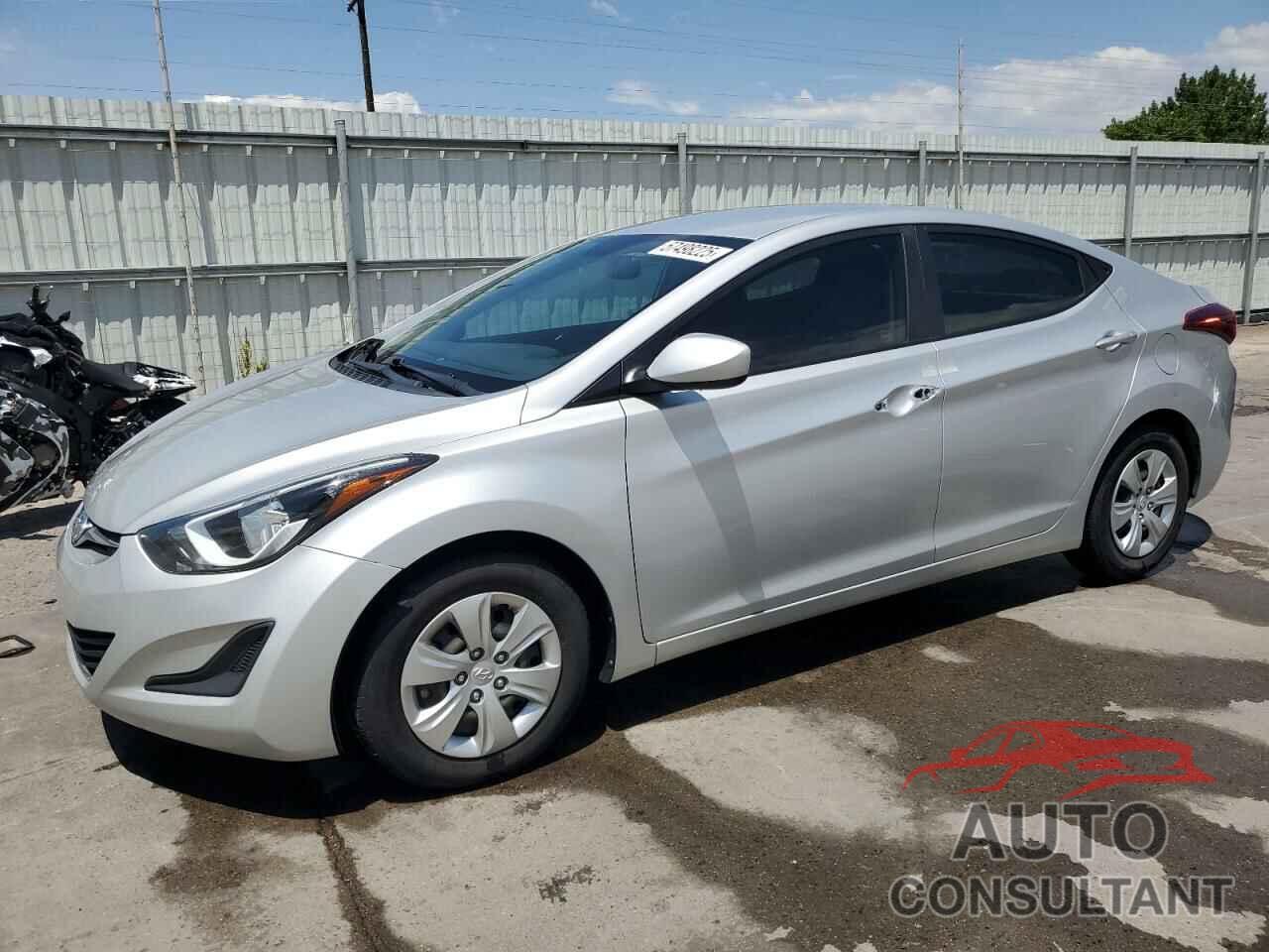 HYUNDAI ELANTRA 2016 - KMHDH4AE5GU516946