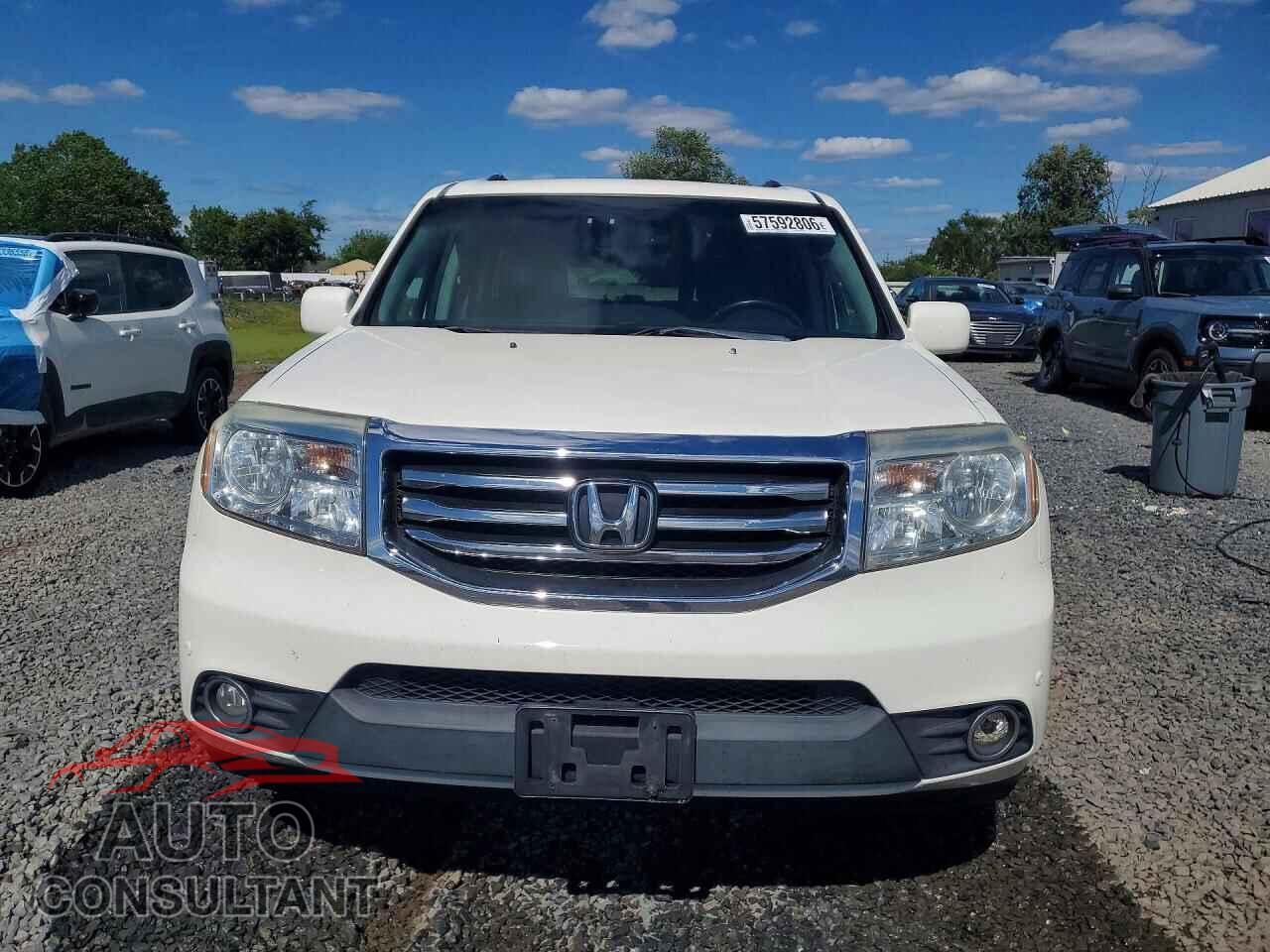 HONDA PILOT 2012 - 5FNYF4H96CB027849