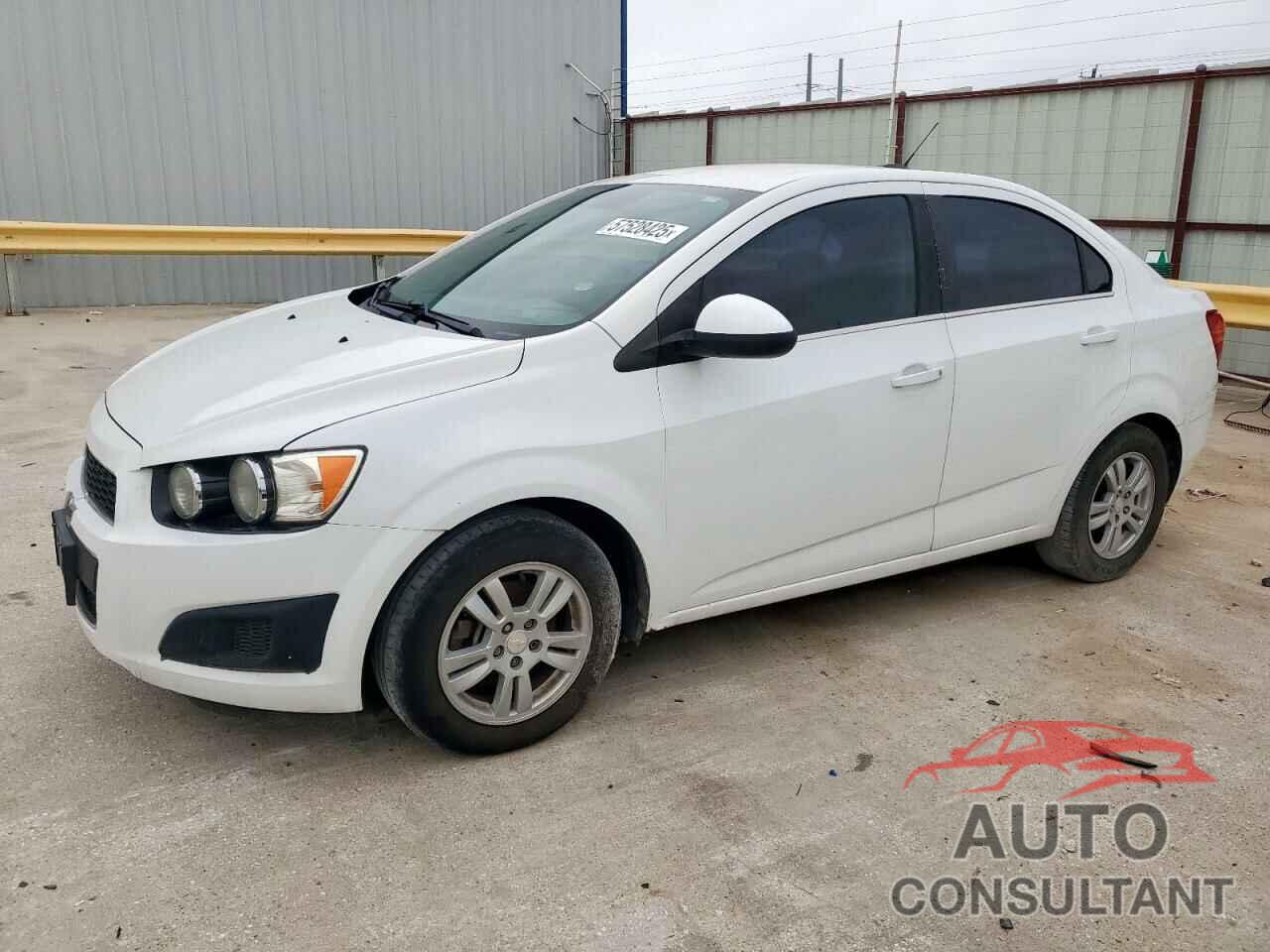 CHEVROLET SONIC 2015 - 1G1JC5SH4F4155477