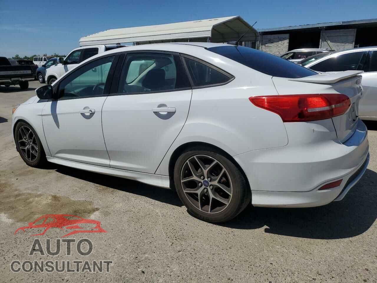 FORD FOCUS 2016 - 1FADP3F22GL329241
