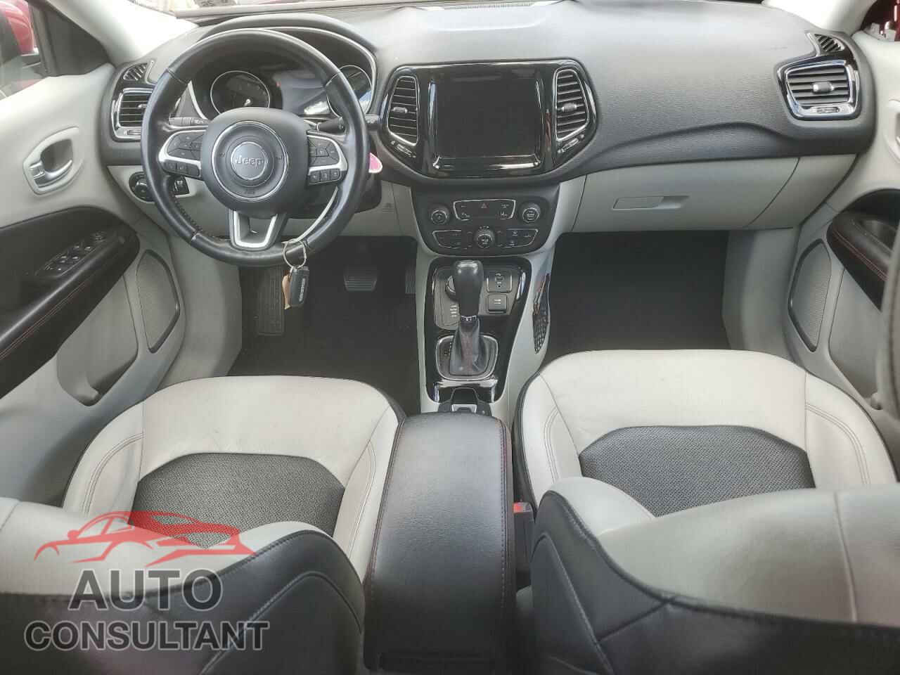 JEEP COMPASS 2021 - 3C4NJDCB9MT527552