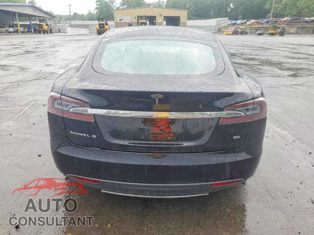 TESLA MODEL S 2014 - 5YJSA1S12EFP41471