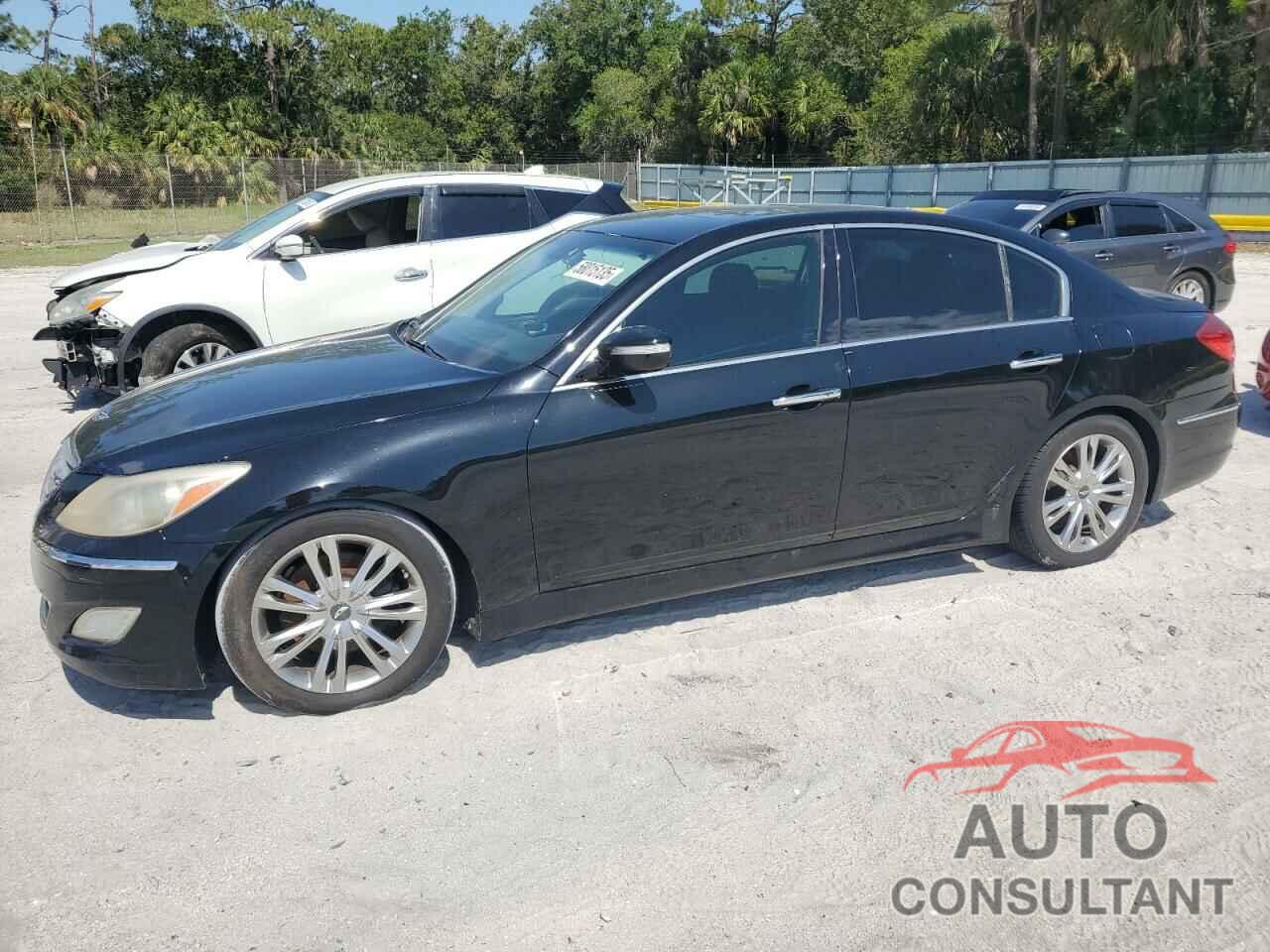 HYUNDAI GENESIS 2012 - KMHGC4DD9CU181909