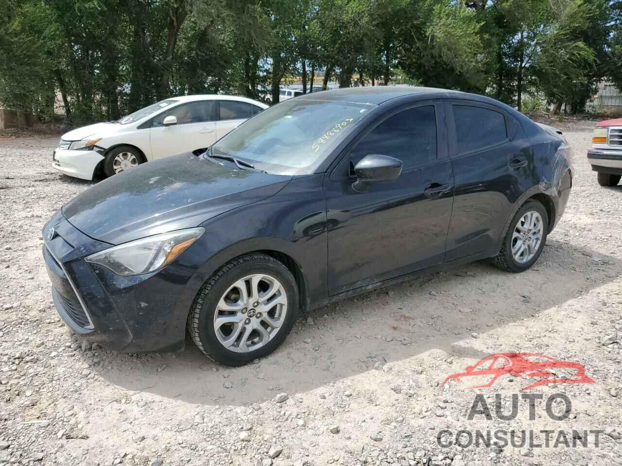 TOYOTA YARIS 2017 - 3MYDLBYV7HY154356