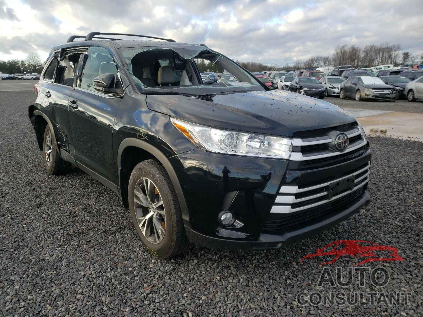 TOYOTA HIGHLANDER 2019 - 5TDBZRFH8KS935623